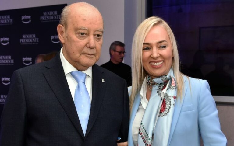 Pinto Da Costa Viúva absolvida em processo movido pelo filho do presidente