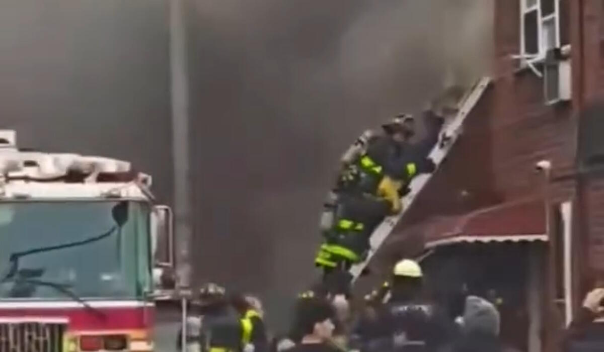 Tragédia em Queens: Incêndio mortal faz quatro vítimas em Nova Iorque