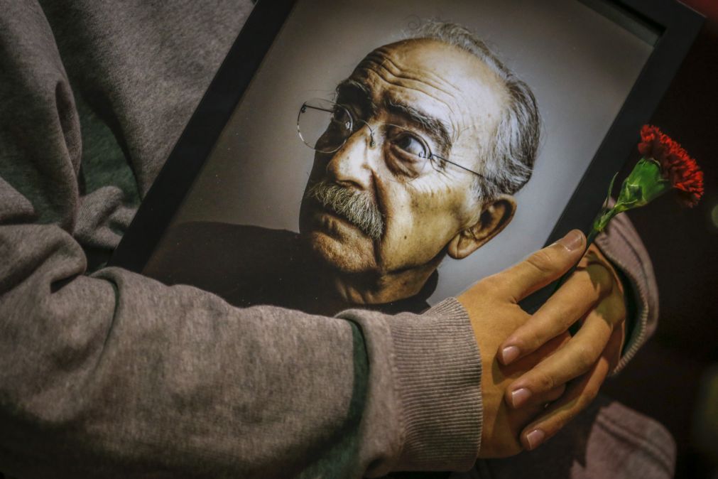 Arquivo “muito rico” de José Mário Branco tem nova plataforma ‘online’ de consulta