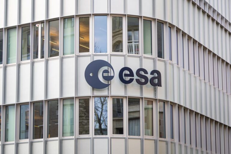 Agência Espacial Europeia lança na terça-feira primeiros satélites de nova missão