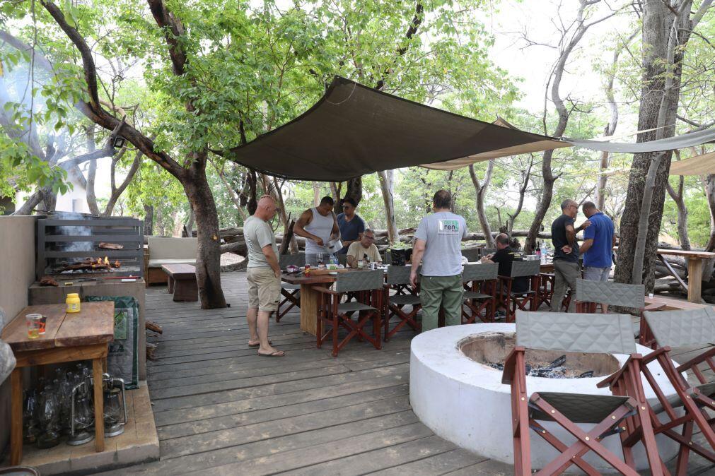 Número de turistas que visitam Angola para lazer aumentou 20% em 2025 – ministro