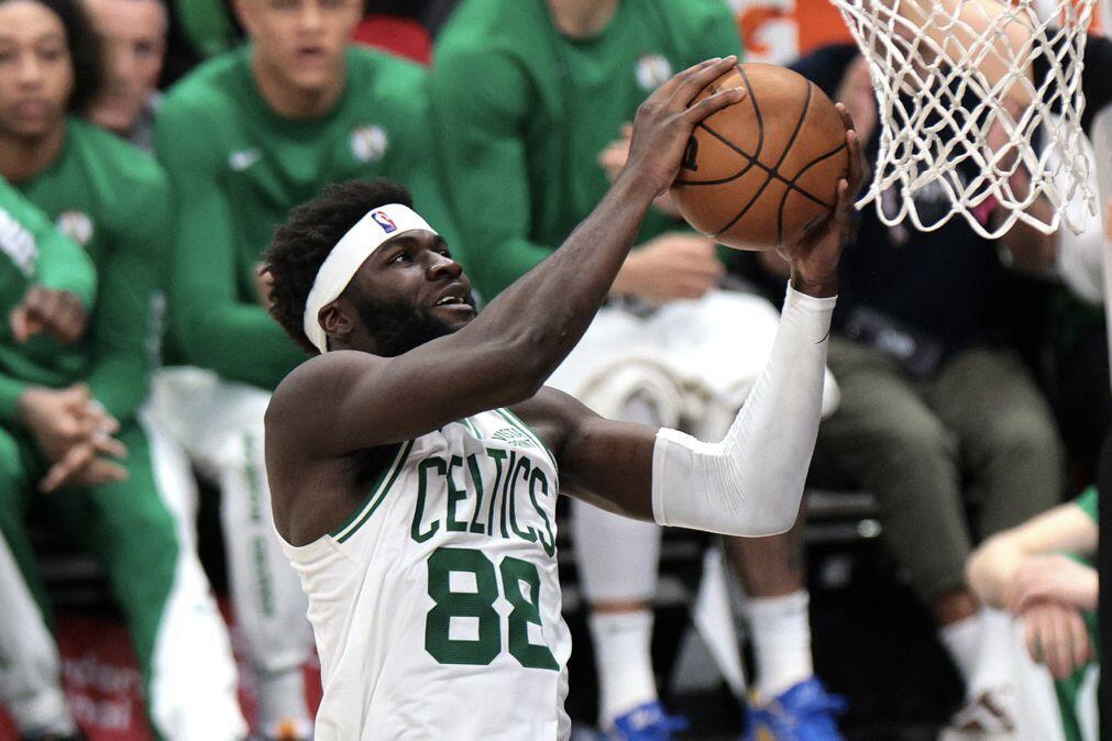 Neemias Queta marca cinco pontos no triunfo dos Celtics na NBA