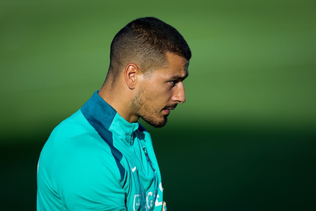 Guarda-redes Ricardo Velho chamado aos trabalhos da seleção portuguesa