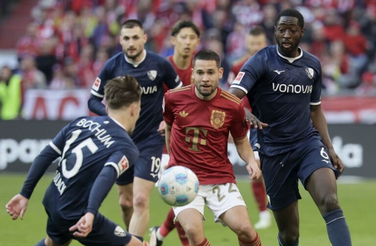 Raphaël Guerreiro deixa Bayern Munique no final da época