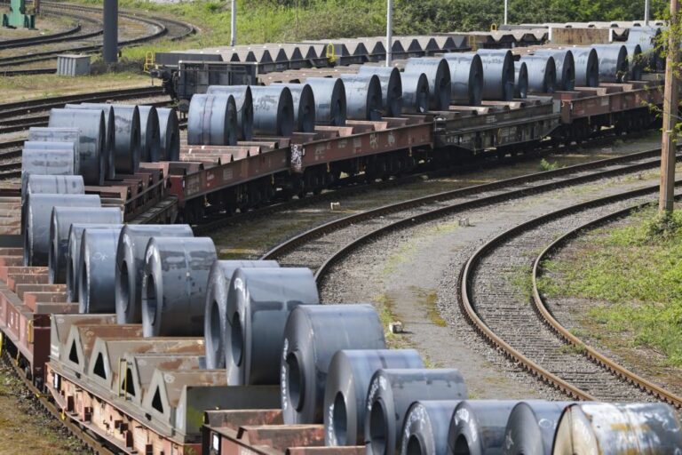 Setor metalúrgico e do aço irá crescer 1,1% na Europa este ano - estudo