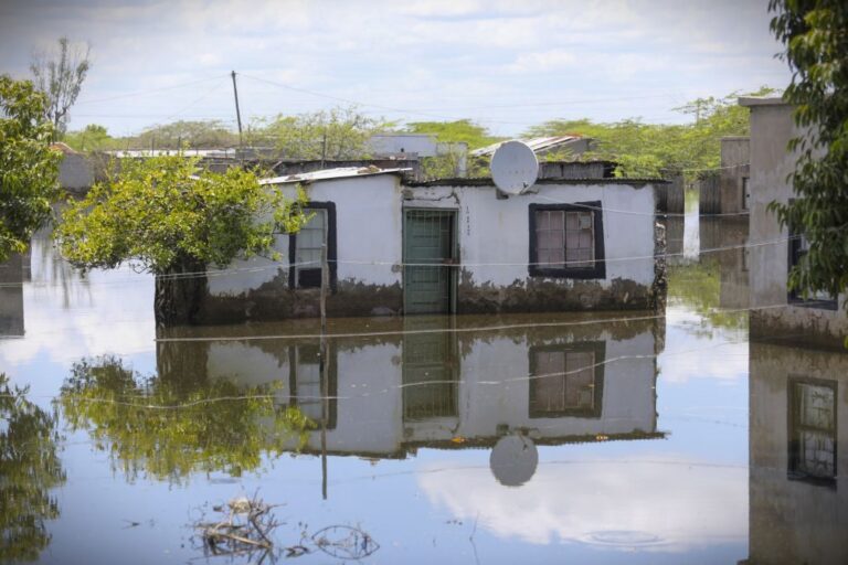 Época das chuvas em Moçambique com 304 mortos desde outubro