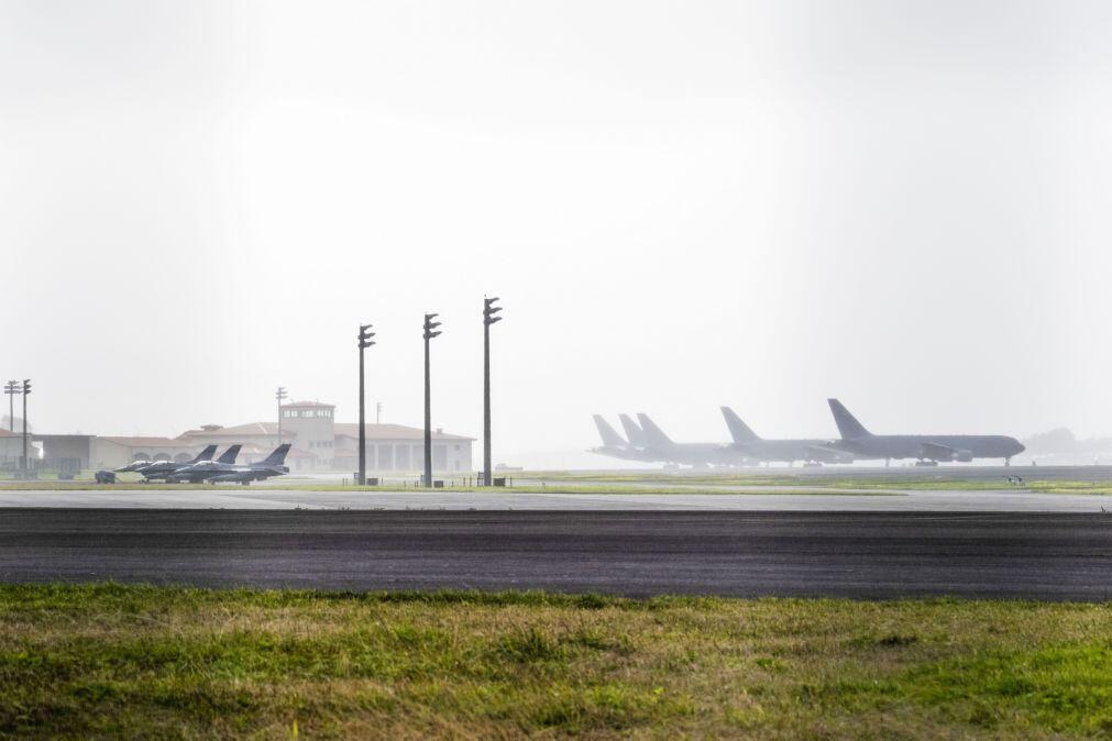 Irão: Carneiro desafia Montenegro a informar o país sobre utilização da base das Lajes