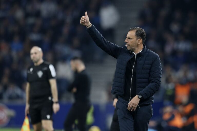 Técnico do Rio Ave classifica de 