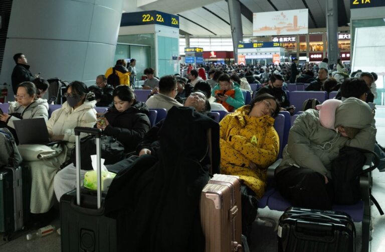 China regista recorde de 9,4 mil milhões de viagens domésticas no Ano Novo Lunar