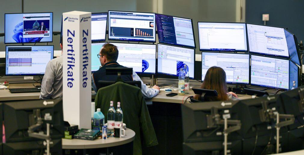 Bolsas europeias em forte baixa devido à escalada do conflito no Médio Oriente