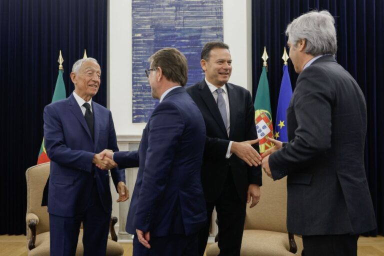 Primeiro-ministro evoca 
