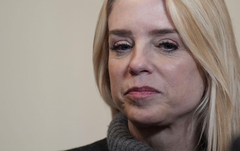 Procuradora-geral dos EUA intimada pelo Congresso a depor sobre caso Epstein