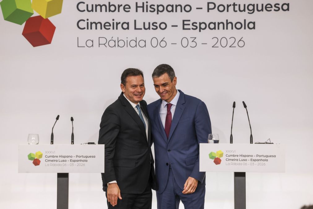 Declaração final da cimeira ibérica condena ataques do Irão mas não os Estados Unidos
