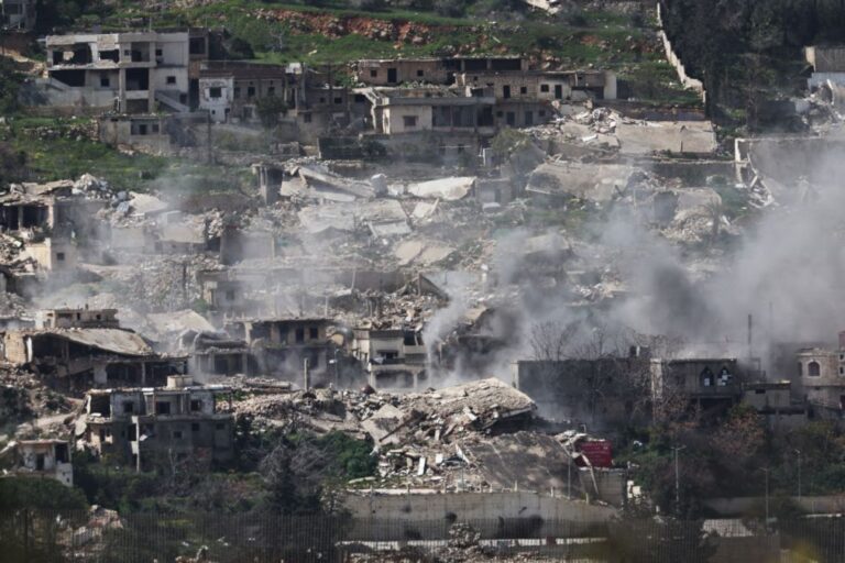Sobe para 217 número de mortos em ataques israelitas no Líbano - último balanço