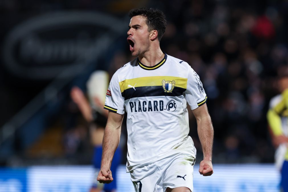 Golo de Rodrigo Pinheiro garante triunfo do Famalicão frente ao Arouca na I Liga