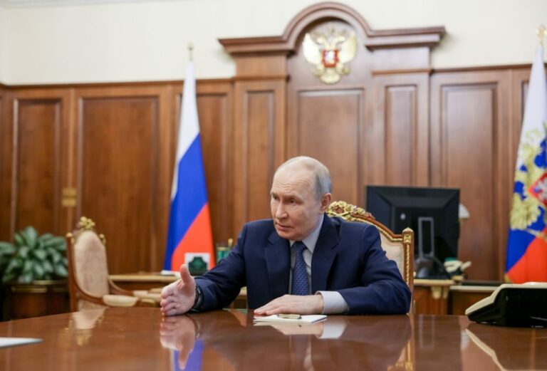 Putin negou a Trump partilha de informações com Teerão