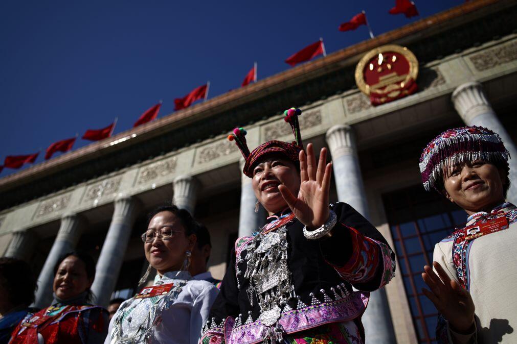 Nova lei de “unidade étnica” pode restringir direitos de minorias da China – analistas