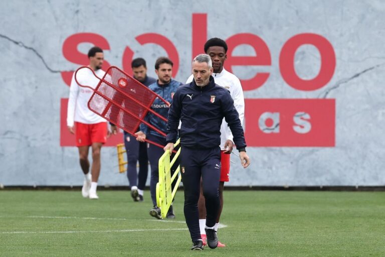 LE: Carlos Vicens espera dificuldades do Ferencváros, mas frisa ambição do Braga