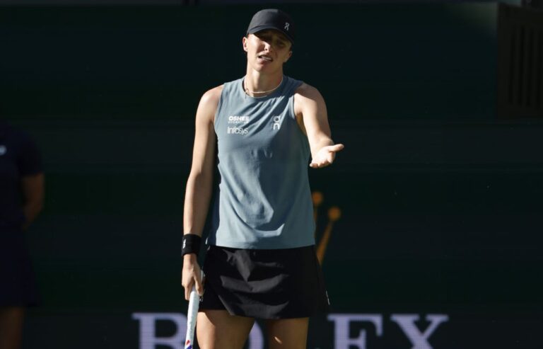 Tenista polaca Iga Swiatek 'separa-se' do treinador após eliminação precoce em Miami