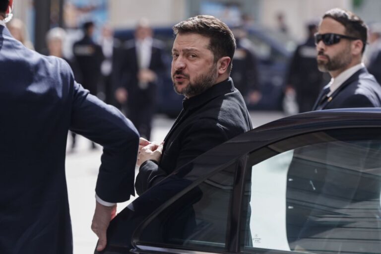 Zelensky propõe trégua energética a Moscovo para responder à crise petrolífera