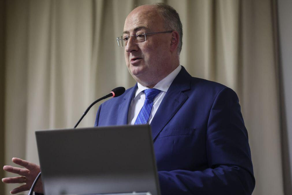 Ministro da Agricultura diz que desconto no gasóleo é solução mais rápida