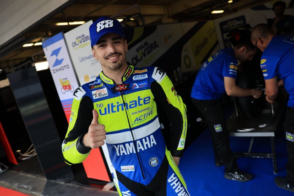 Alonso estreia-se na equipa de Miguel Oliveira com último lugar na ‘superpole’ em Portimão