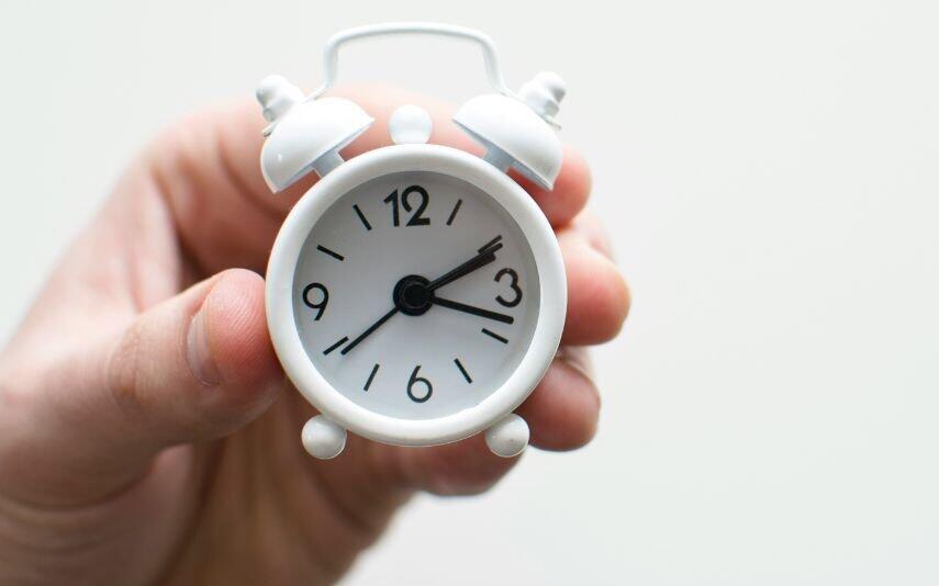 Portugal Atenção a hora muda este fim-de-semana! Dias serão (finalmente) mais longos…