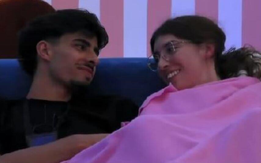 Secret Story Diogo e Ariana apanhados em momento íntimo debaixo da manta? Veja o vídeo!