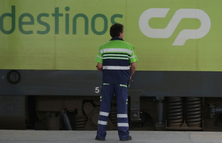 Lucro da CP mais do que duplica em 2025 para 4,8 ME