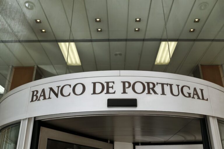 Reguladores financeiros anunciam criação de rede lusófona de Bancos Centrais