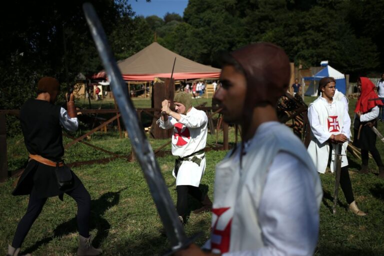 Viagem Medieval da Feira teve prejuízo de 160 mil euros em 2025 e prevê aumentar preços