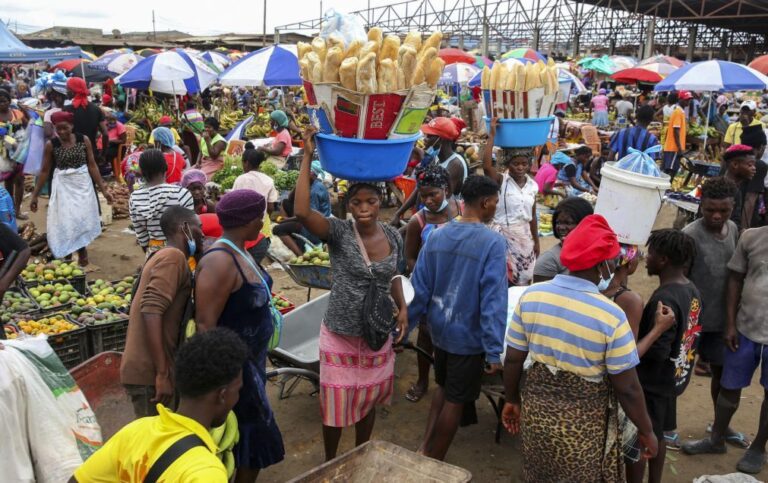 FMI vê Angola a crescer 2,3% e reduz previsão para a África subsaariana para 4,3%