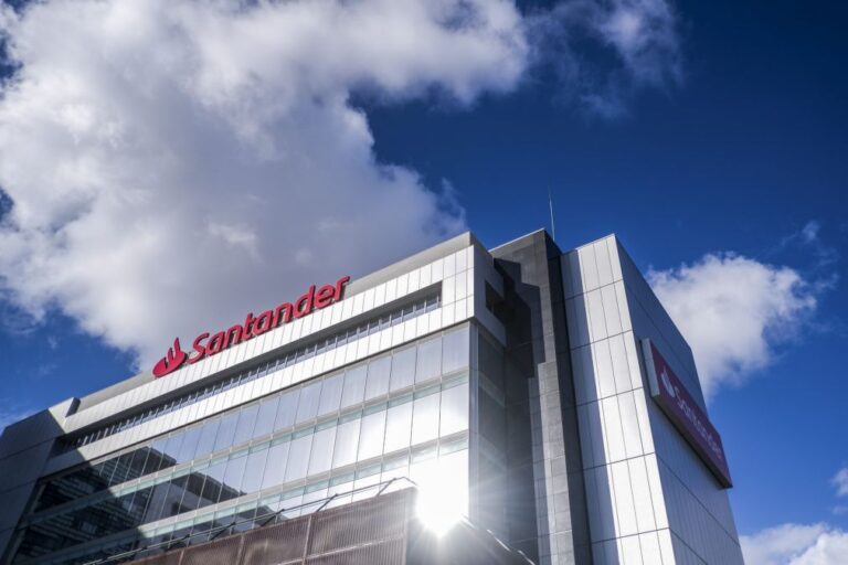 Lucros do Santander Totta caem 10% para 242ME no 1.º trimestre
