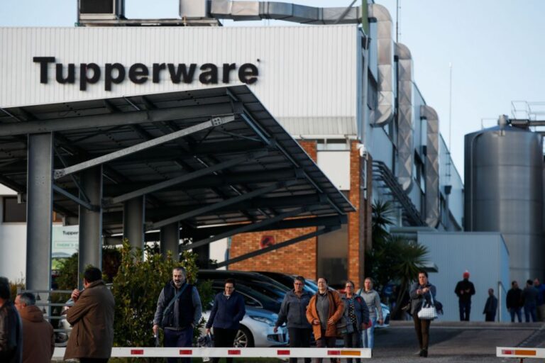 Propostas de compra da fábrica da Tupperware não atingem valor mínimo