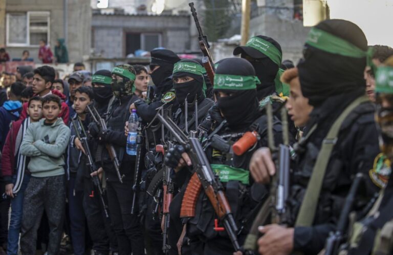 Hamas retoma contactos com mediadores no Cairo