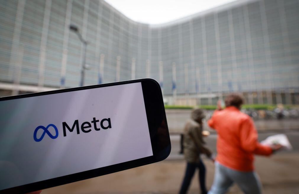 Bruxelas ameaça multar Meta por não impedir que menores de 13 anos utilizem Facebook e Instagram