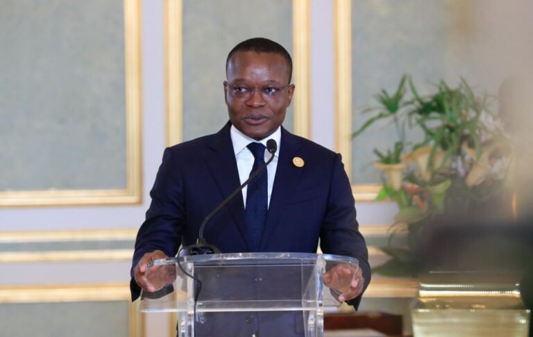 Parlamento angolano assinala 