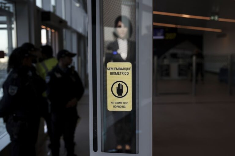 PSP suspende biometria nas partidas dos aeroportos para evitar perdas de voos