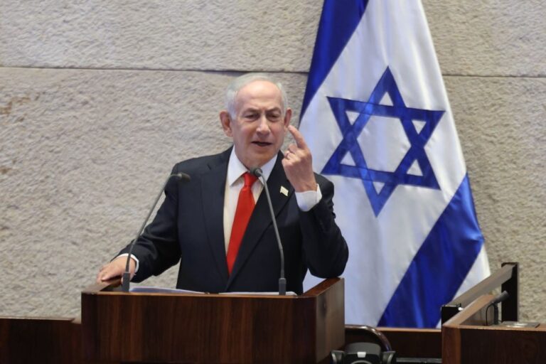 Netanyahu saúda cessar-fogo mas vai manter ocupação no Líbano