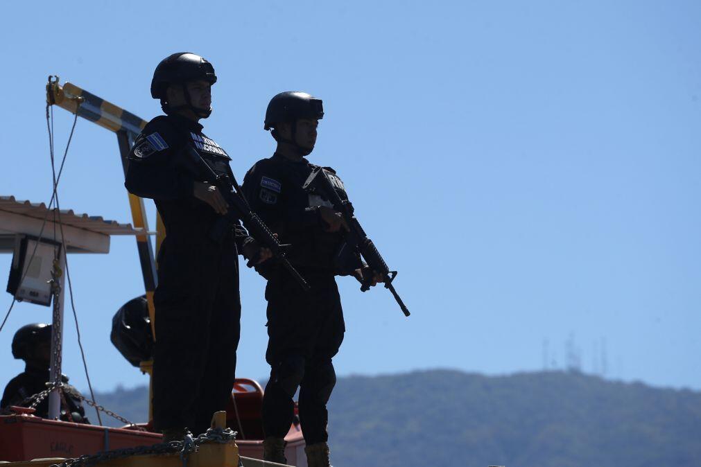 EUA atacam nova embarcação no Oceano Pacífico e causam dois mortos