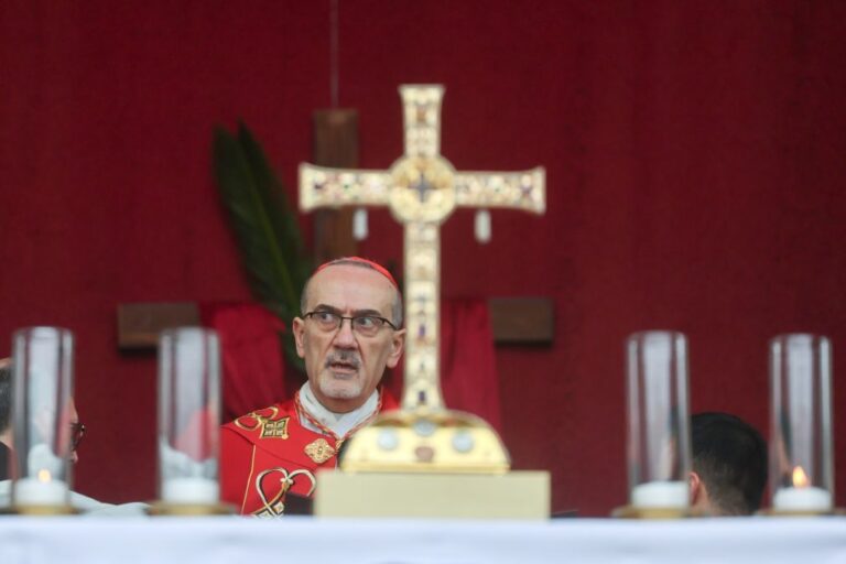 Patriarca Latino de Jerusalém indignado com profanação de estátua de Jesus no Líbano