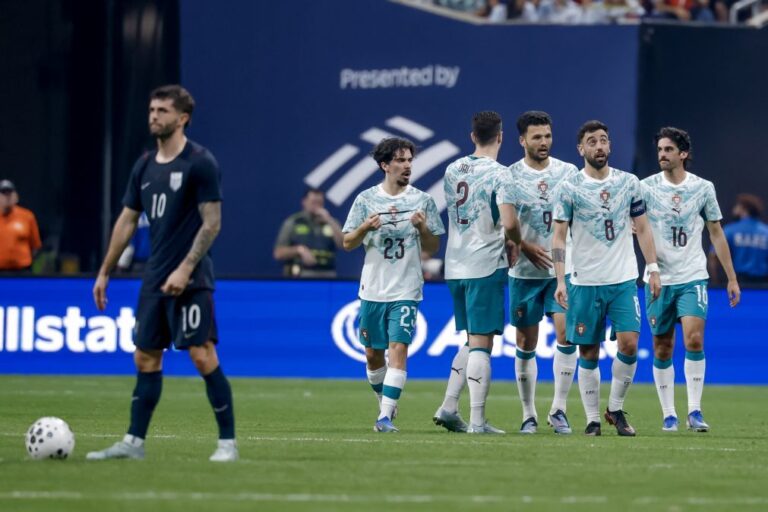Portugal sobe a quinto no ranking da FIFA e França é nova líder