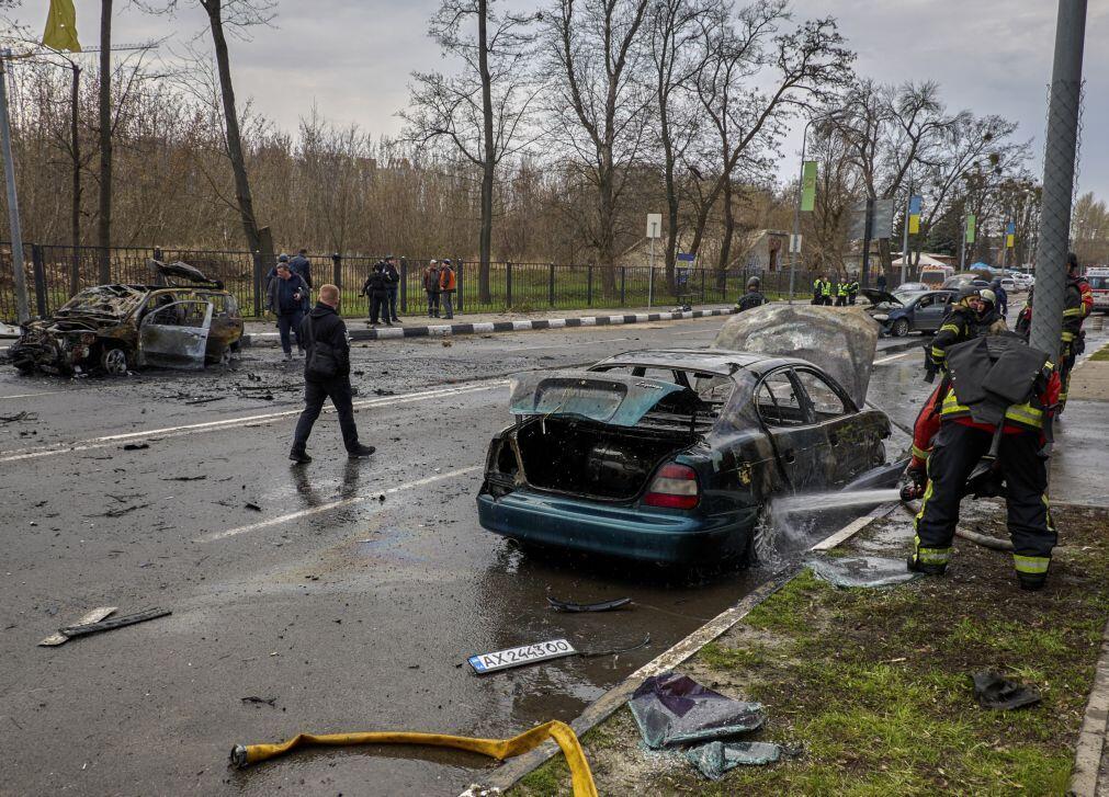 Pelo menos dez mortos na Ucrânia em novos ataques aéreos da Rússia
