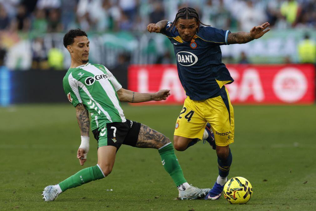 Betis empata com Espanyol antes de visitar Sporting de Braga na Liga Europa