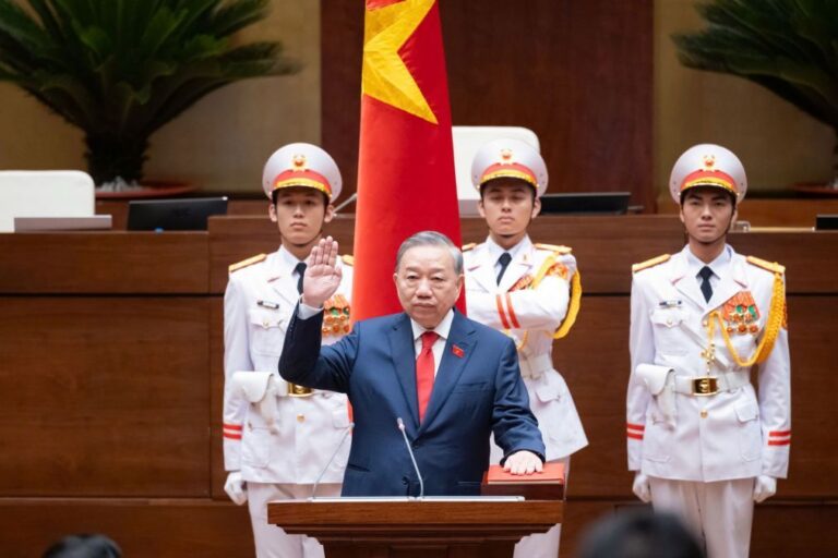 Líder do Partido Comunista eleito Presidente pelo Parlamento no Vietname