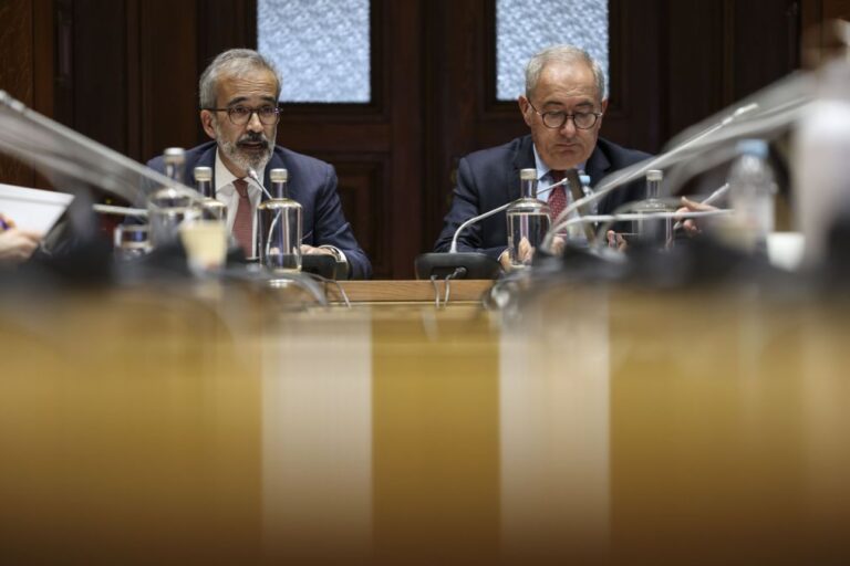 Governo reafirma prioridade no apoio à Ucrânia apesar de atenções desviadas para Médio Oriente