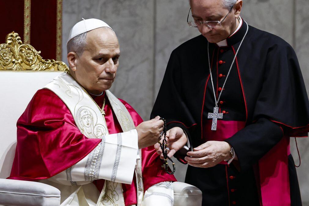 Papa Leão XIV contra quem promove a guerra em oração pela paz no Vaticano