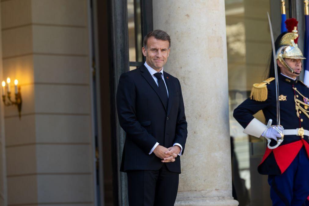 Macron pede reinício de negociações entre Washington e Teerão