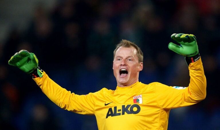 Futebol europeu de luto pela morte de Manninger aos 48 anos