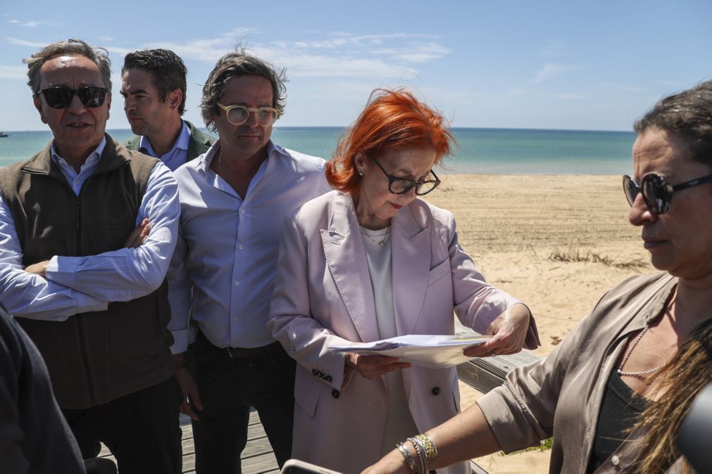 Ministra do Ambiente quer falar com autarca de Albufeira sobre dessalinizadora